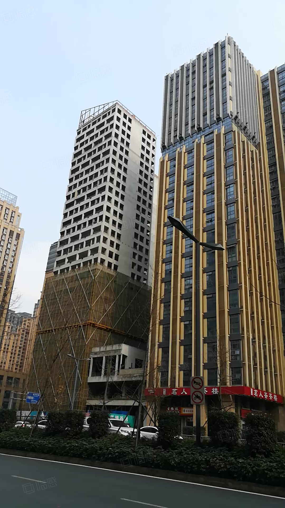 佳年华时代晶座 