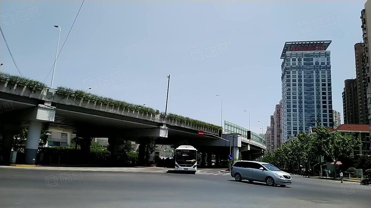 徐汇苑街道图片