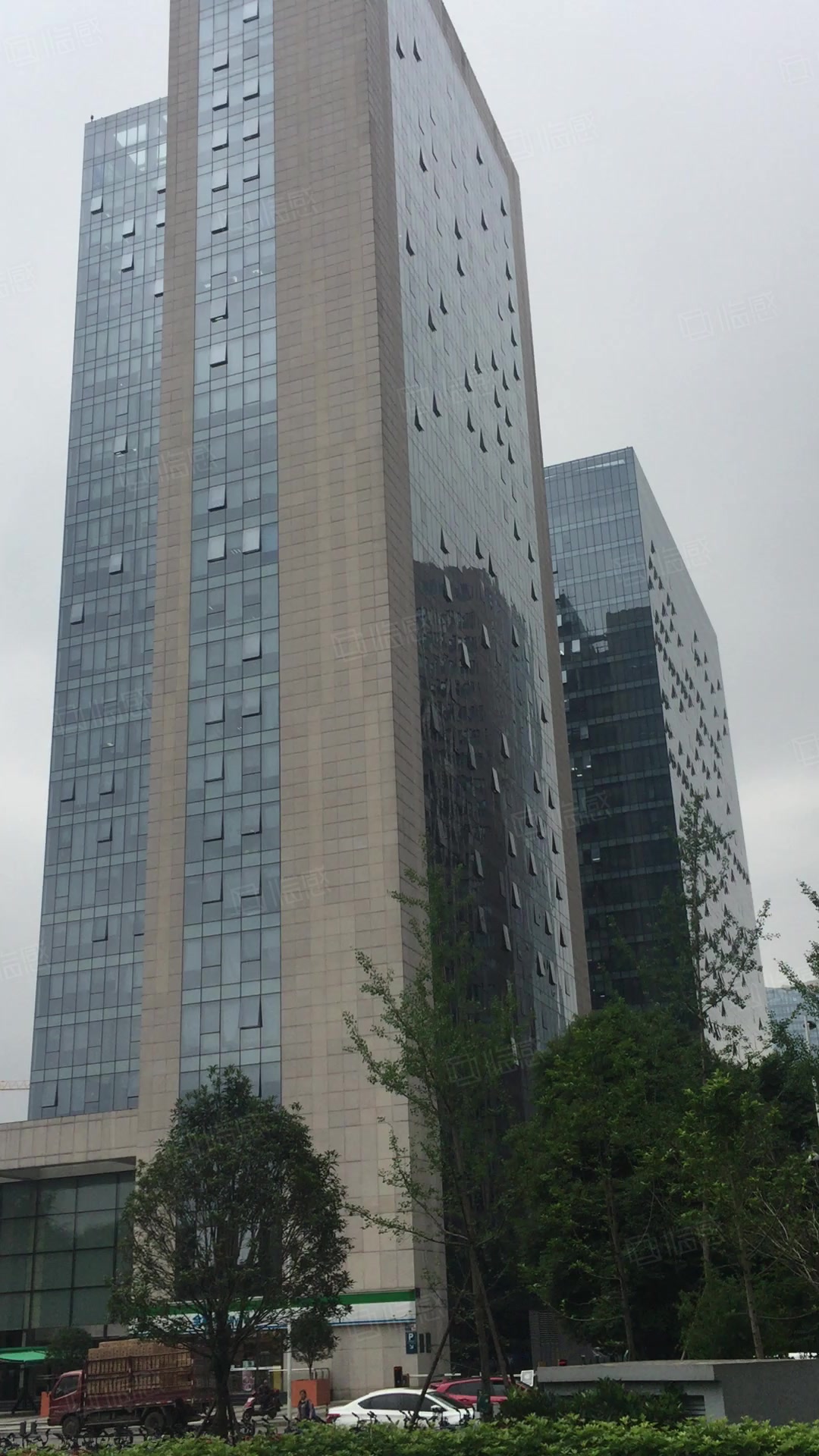 银海芯座写字楼出租,银海芯座办公室招商,银海芯座办公楼出售租赁价格-成都安居客商办网