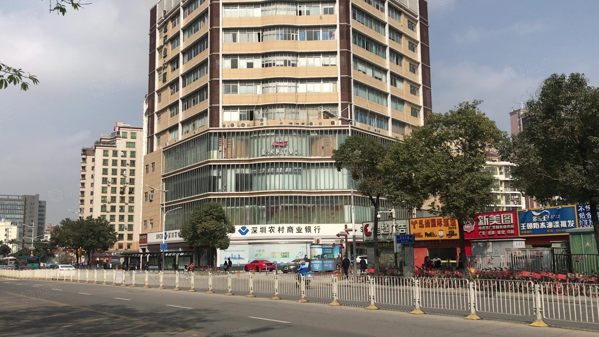 环氧地坪漆在现代工业应用中的优势