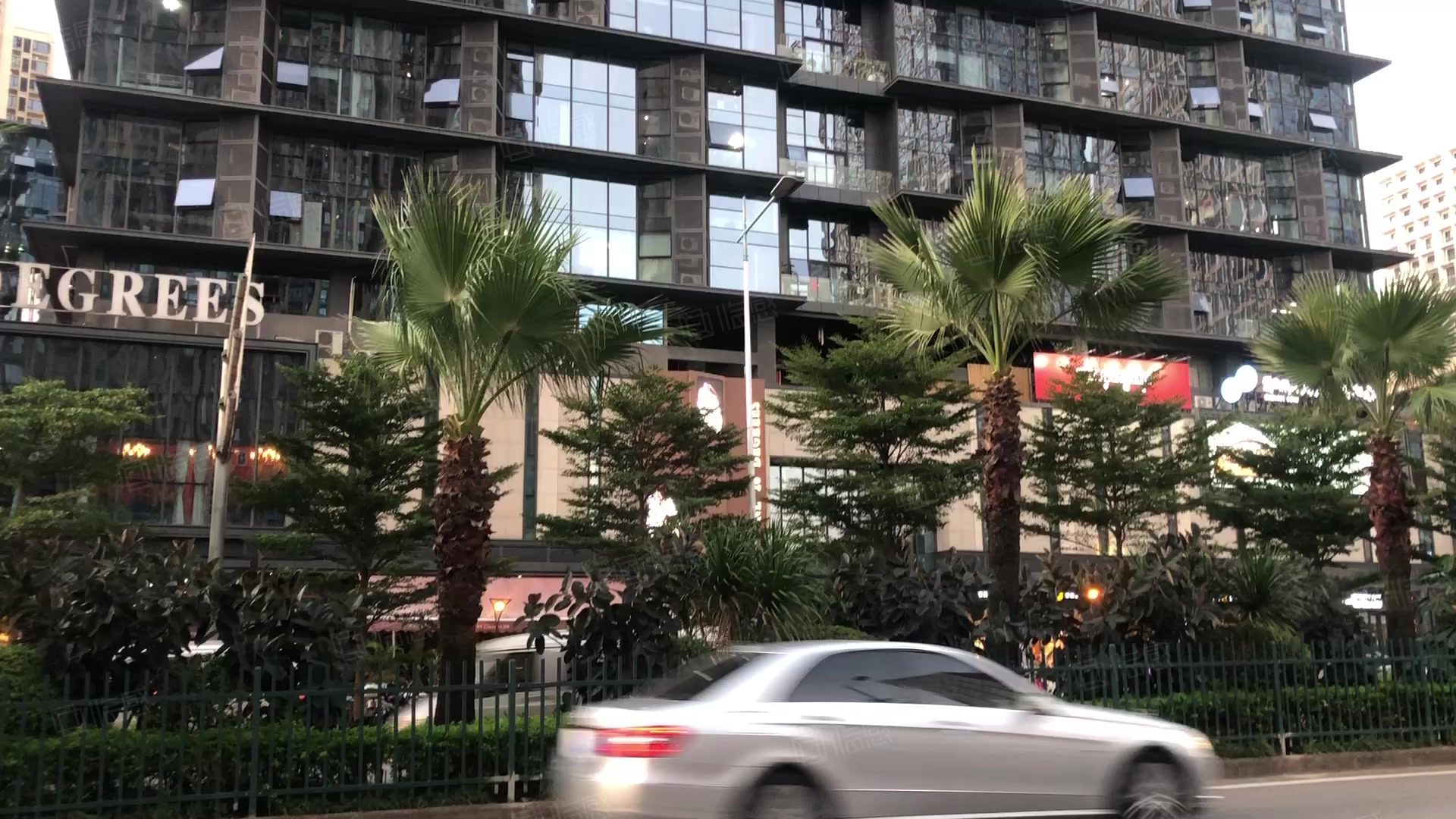 绿地中央广场(办公) 