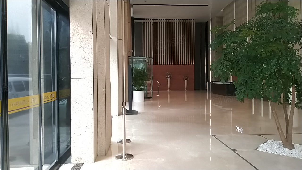 古北国际财富中心二期 