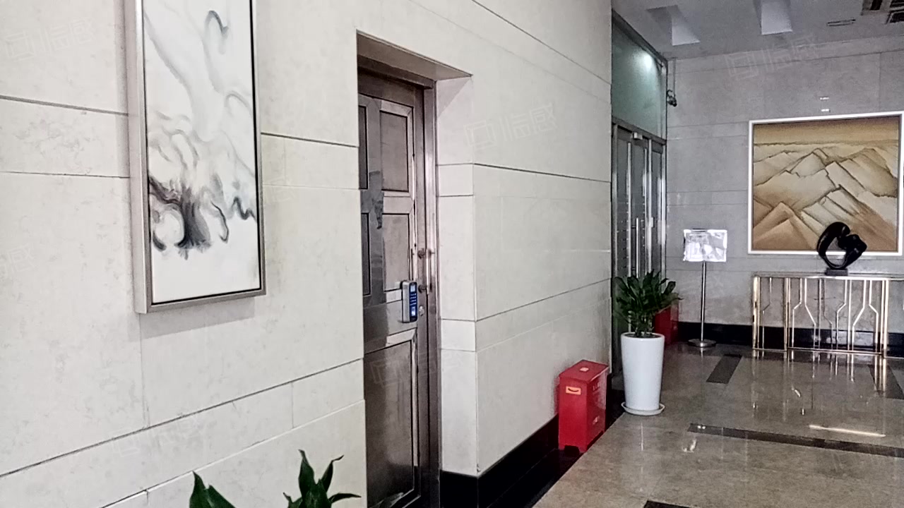 东朔商务中心(莘松路) 