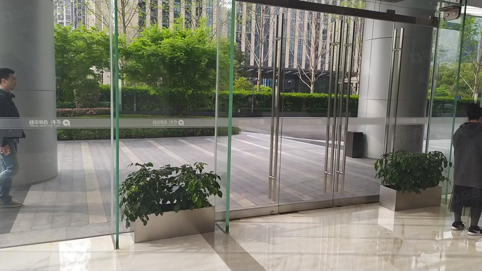 绿地缤纷城(办公) 