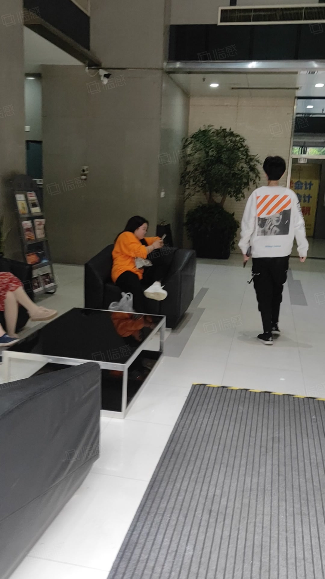 南坪万达国际广场写字楼 