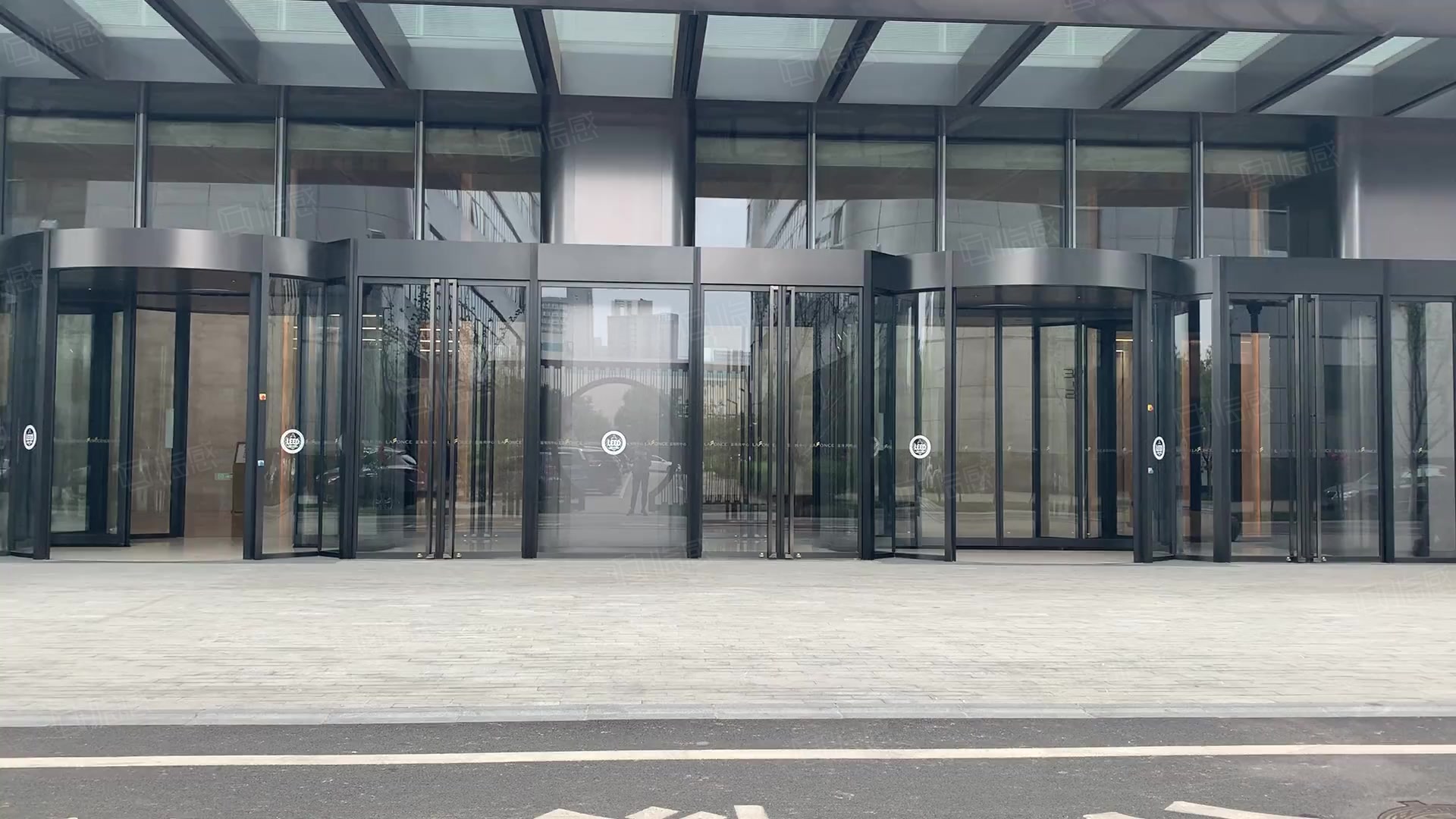 蓝海风中心21层