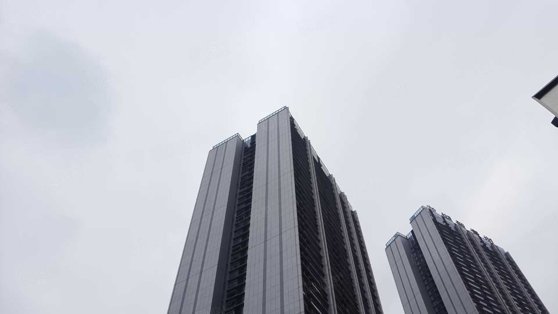 龙湖新壹街写字楼 