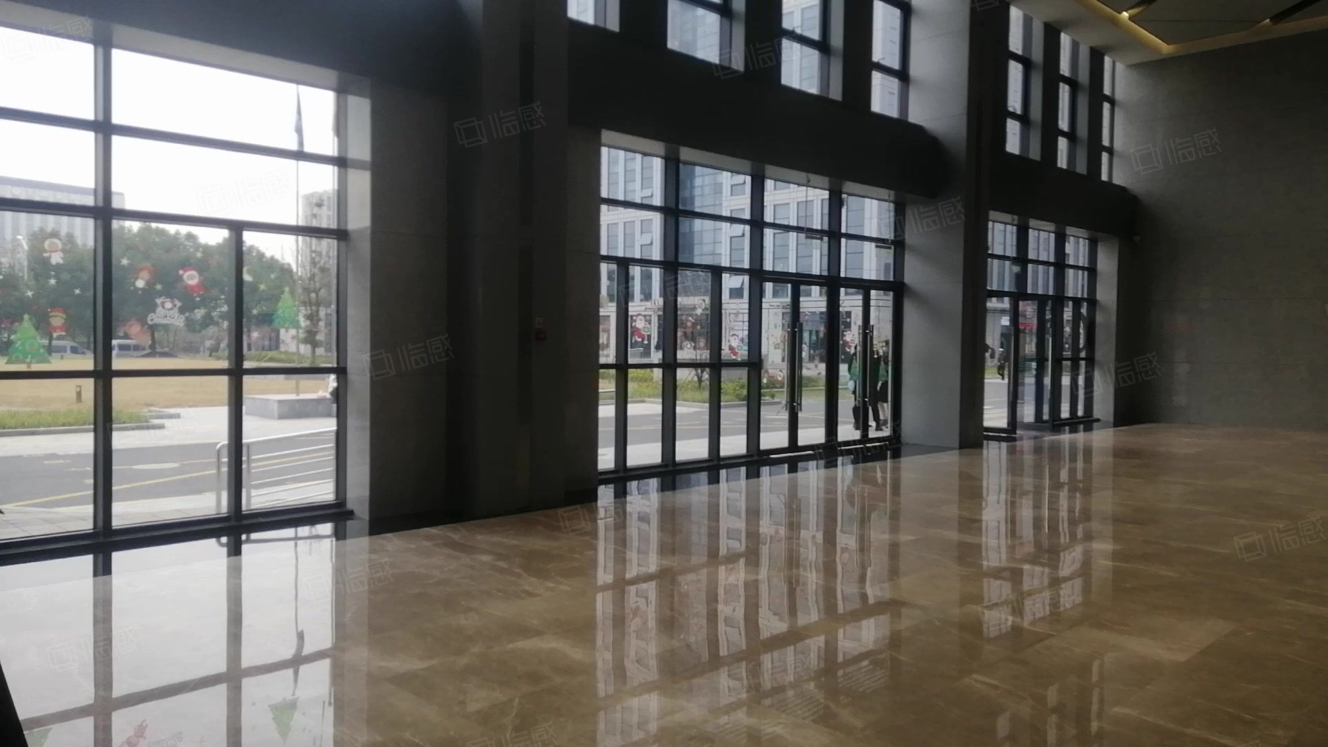 华侨国际新侨创智中心 