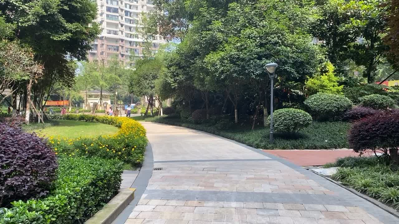 千禧河畔b区温江光华新城江安路196号