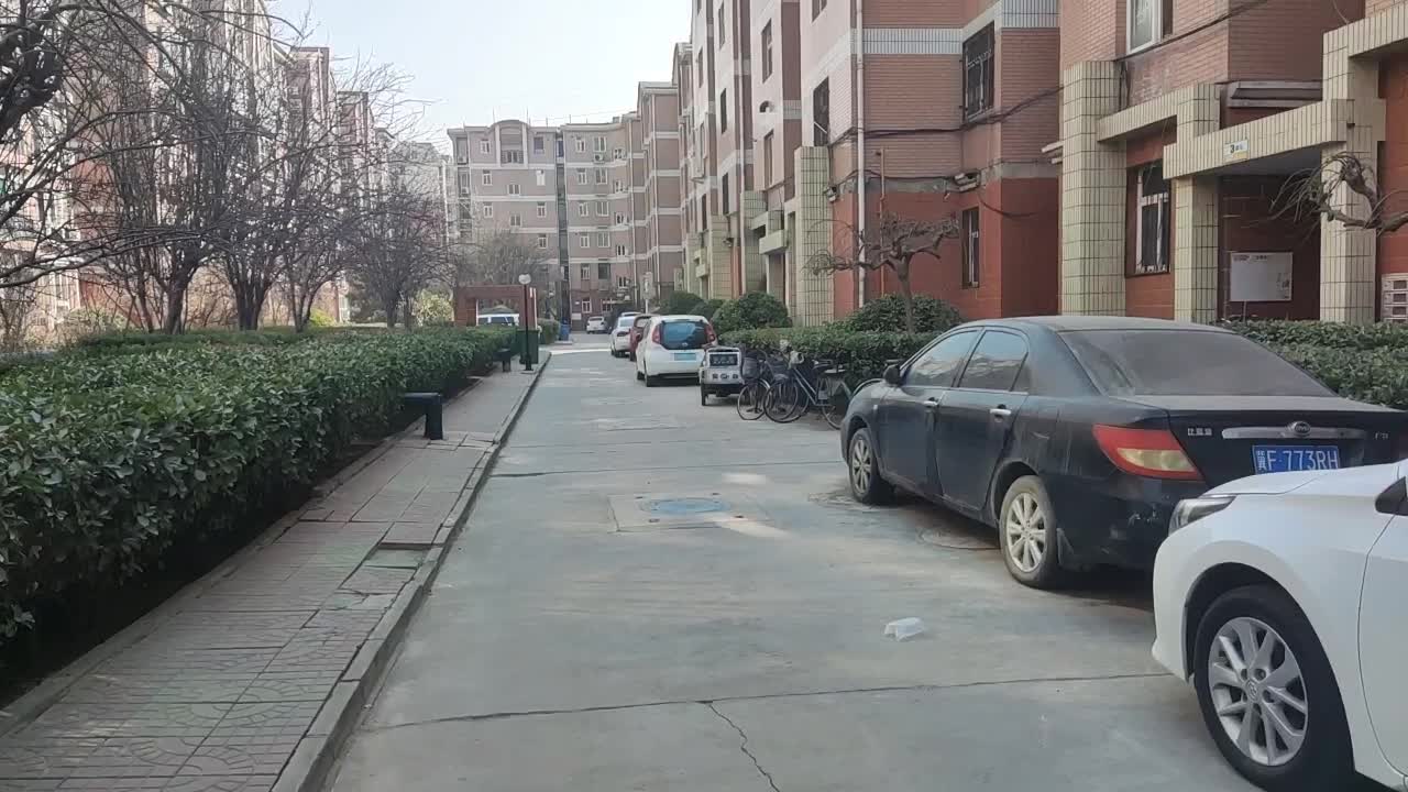 周边环境视频,秀兰城市花园楼栋外景视频,小区路况配套设施视频-保定